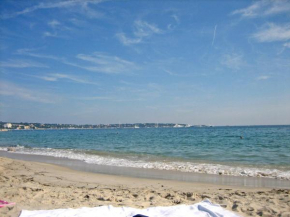 Golfe-Juan port